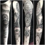 Tatouage - Manchette bras complet, composition ornementale et mandalas en noir et gris